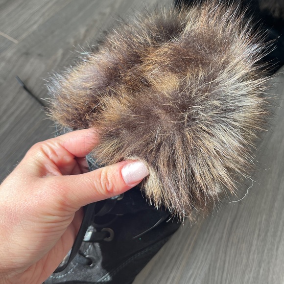 Stuart Weitzman Booties - Picture 4 of 9